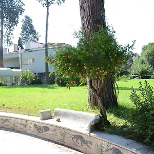 Casa Per Ferie Cardinal G. Guarino Roma