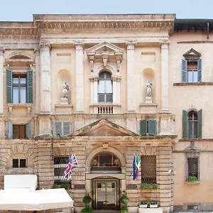 **** Hotel Accademia Italia